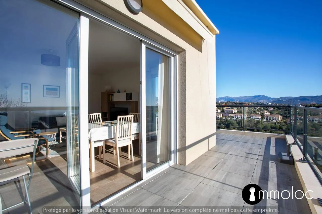 Hébergement de vacances Air-Conditioned Apartment With Pool Garage In A Luxury Residence Nice
